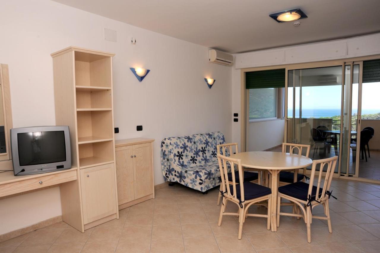 Aparthotel Lo Smeraldo 3*